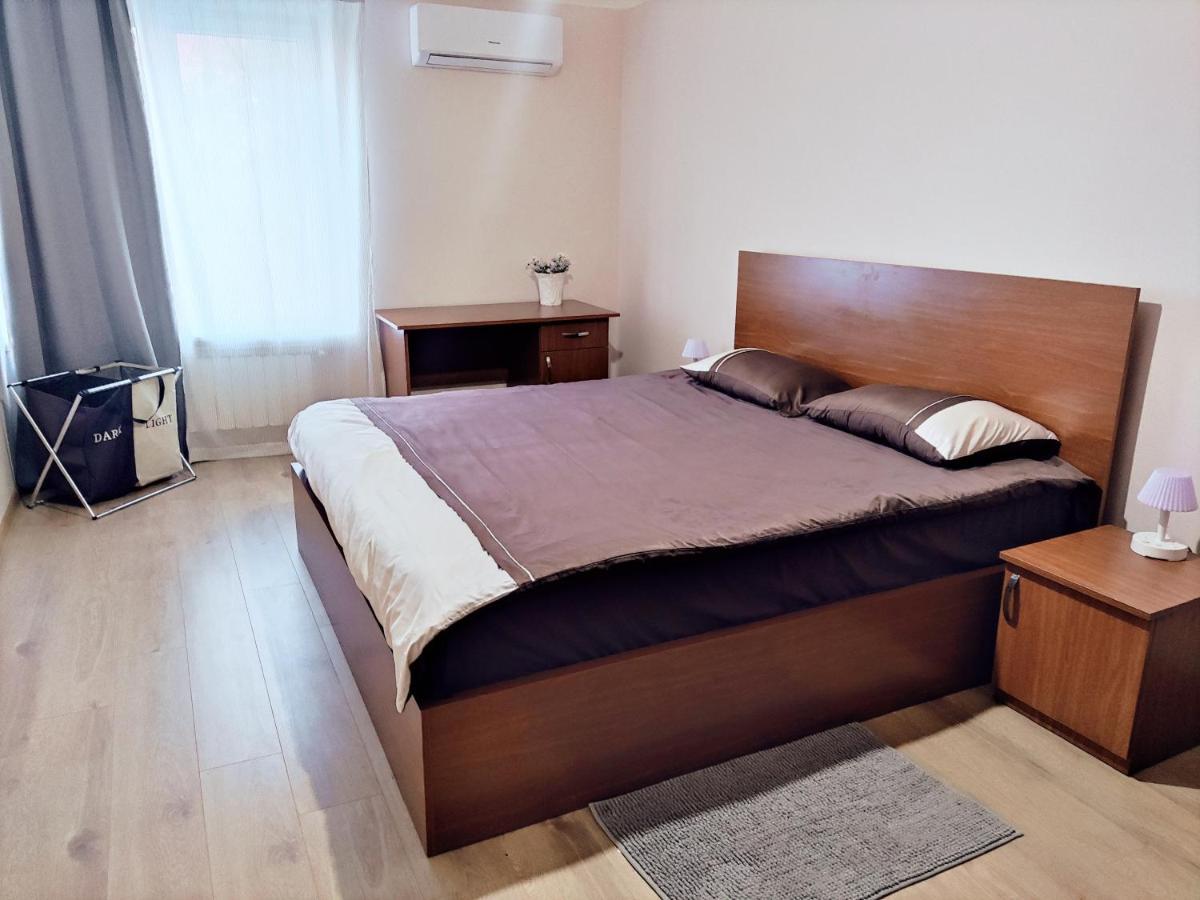 Renovated 1 Bedroom With King Size Bed In Kentron Erivan Dış mekan fotoğraf