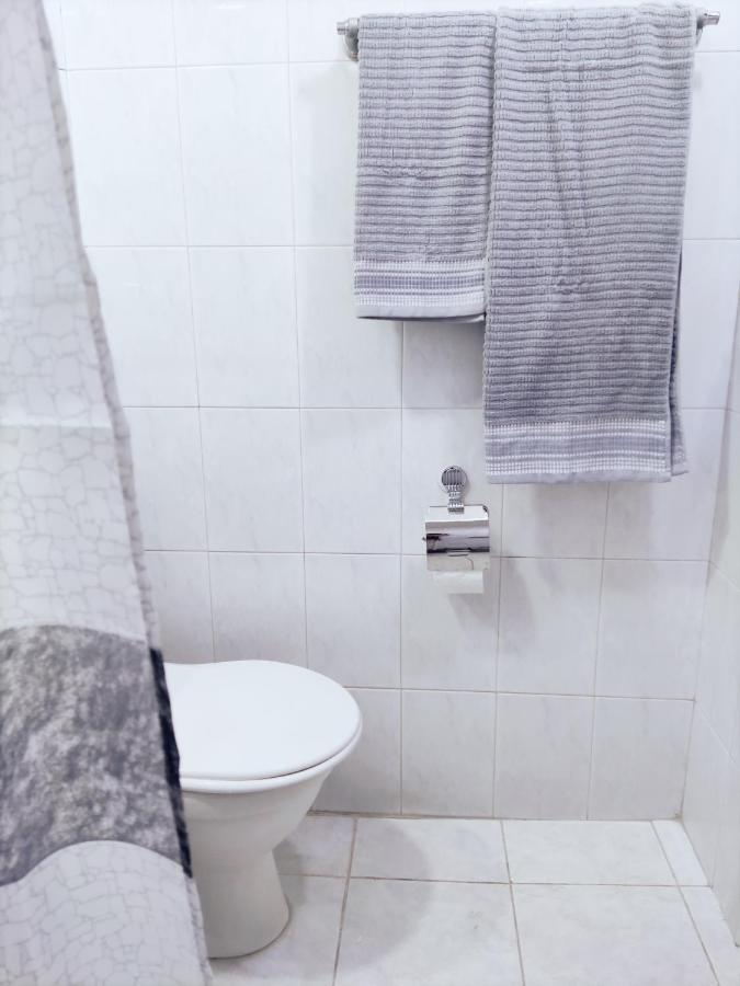 Renovated 1 Bedroom With King Size Bed In Kentron Erivan Dış mekan fotoğraf